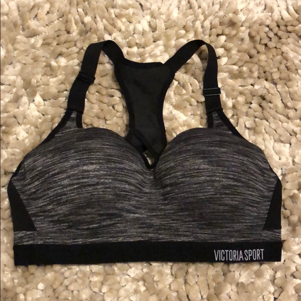 Last day Victoria Sport Victoria’s Secret sports bra 34d black & gray